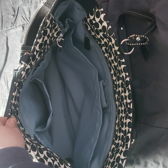 Coach diaper bag - Picture 4 of 6